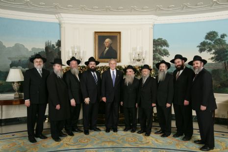 ShluchimWH Chanukah2007.jpg